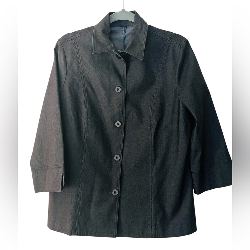 Equestrian brand women’s jacket. Size medium.